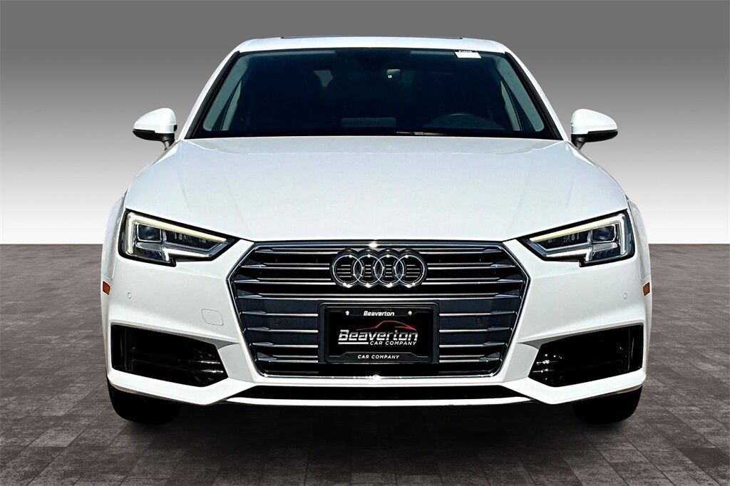2018 Audi A4 2.0T Ultra Premium photo 3