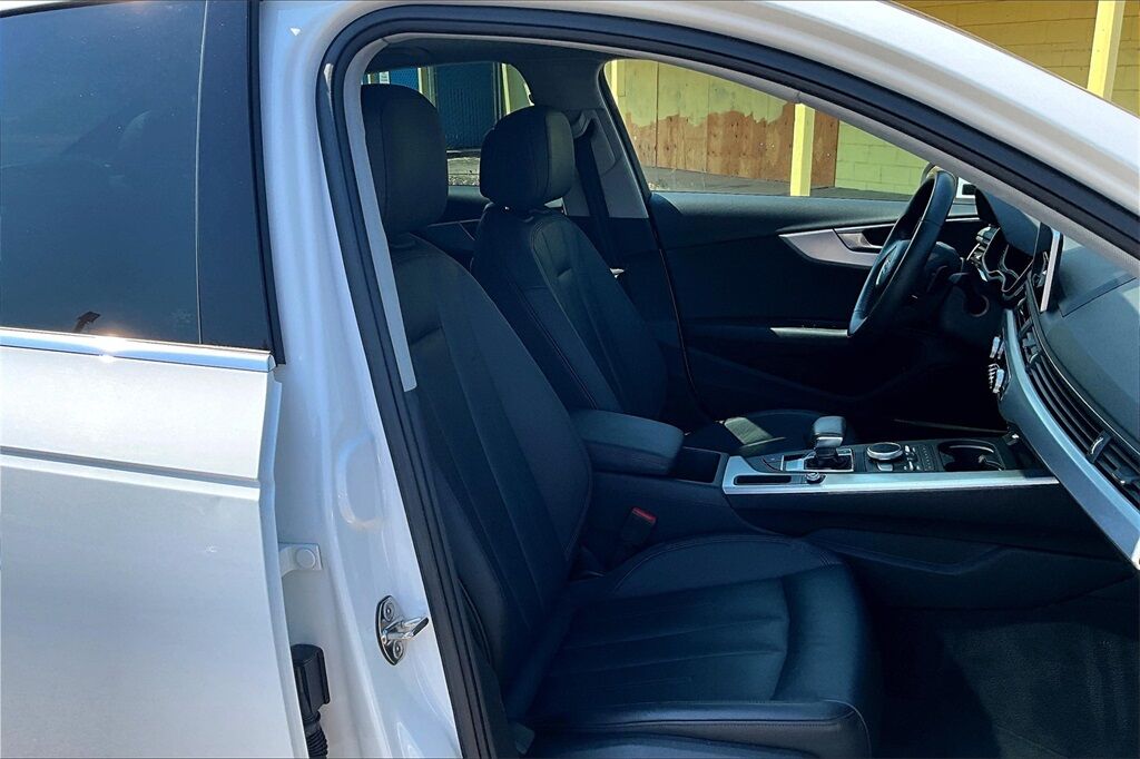2018 Audi A4 2.0T Ultra Premium photo 8