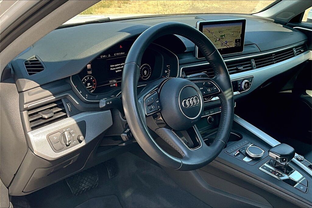 2018 Audi A4 2.0T Ultra Premium photo 17