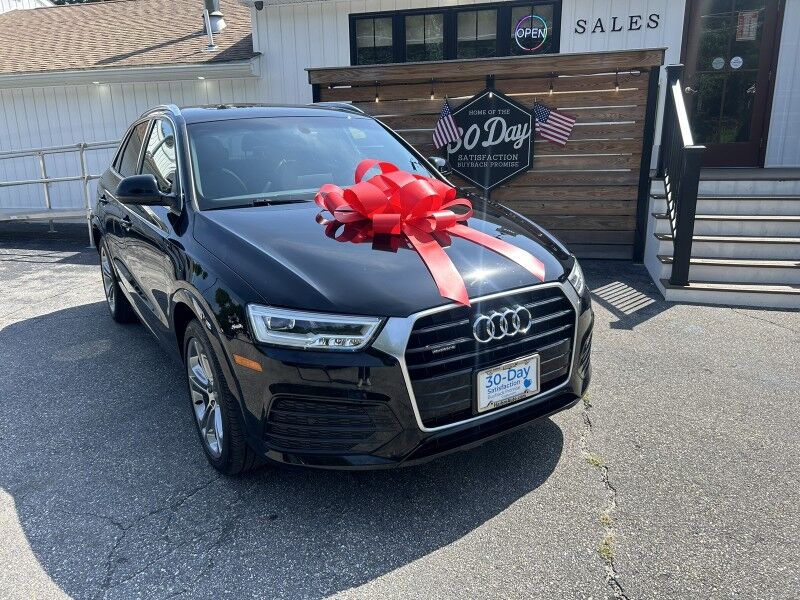 2018 Audi Q3 Premium Plus - LEATHER SUNROOF VERY CLEAN