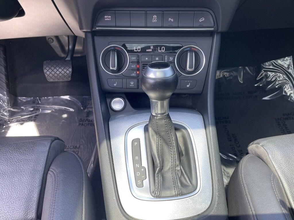 2018 Audi Q3 SPORT PREMIUM~SUNROOF~CRUISE CONTROL~NAVIGATION~ONLINE FINANCE AND SHIPPING AVAILABLE!!! Sarasota FL