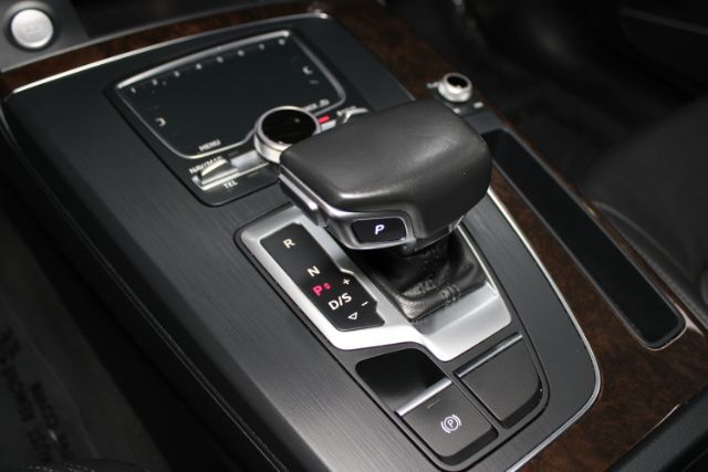 2018 Audi Q5 2.0T Premium | 2.0T Tech Premium Chantilly VA