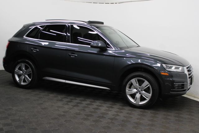 2018 Audi Q5 2.0T Premium | 2.0T Tech Premium
