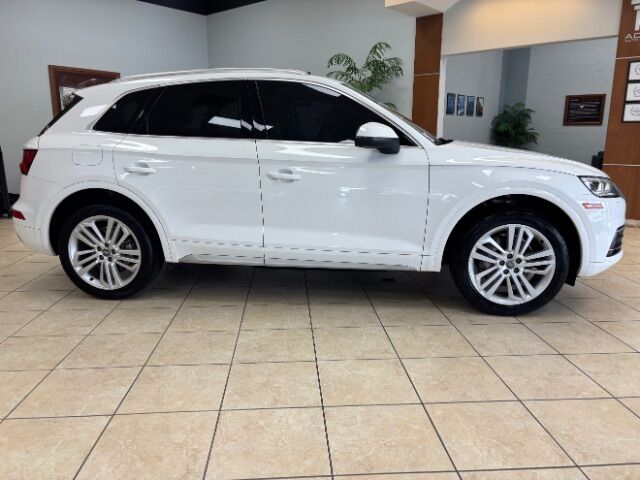 2018 Audi Q5 2.0T Premium | 2.0T Tech Premium
