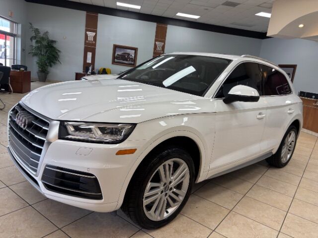 2018 Audi Q5 2.0T Premium | 2.0T Tech Premium