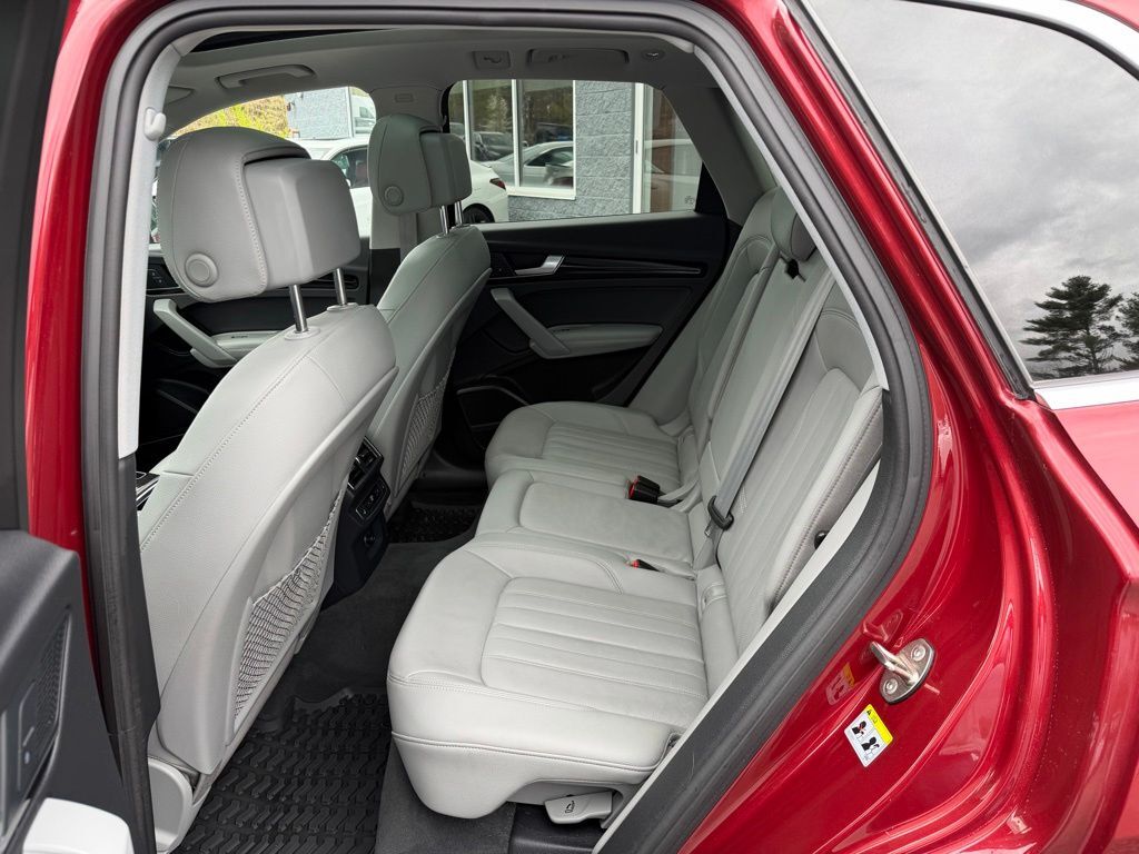 2018 Audi Q5 2.0T Prestige Orange MA