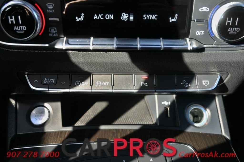 2018 Audi Q5 Premium Plus - AWD - Power & Heated Leather Seats - Panoramic Sunroof - Bang & Olufsen Speakers - Back Up Camera - Navigation - Blind Spot & Cross Traffic Alert - Keyless Entry & Start - Power Liftgate - 1 Owner - 27 MPG Anchorage AK
