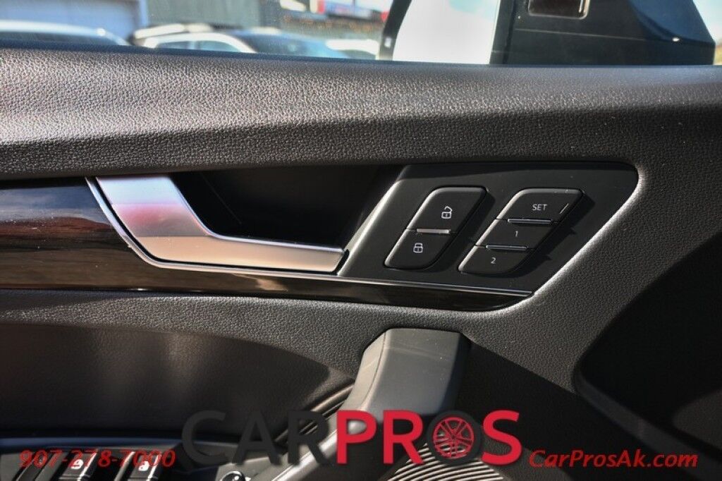2018 Audi Q5 Premium Plus - AWD - Power & Heated Leather Seats - Panoramic Sunroof - Bang & Olufsen Speakers - Back Up Camera - Navigation - Blind Spot & Cross Traffic Alert - Keyless Entry & Start - Power Liftgate - 1 Owner - 27 MPG Anchorage AK