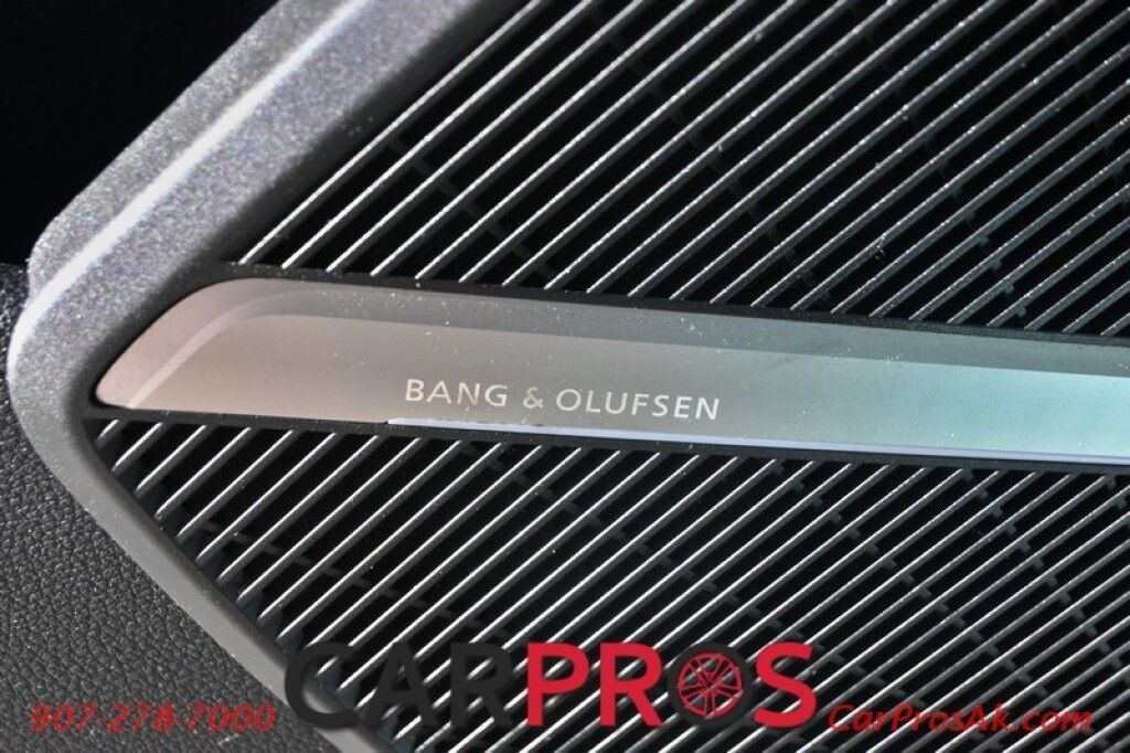 2018 Audi Q5 Premium Plus - AWD - Power & Heated Leather Seats - Panoramic Sunroof - Bang & Olufsen Speakers - Back Up Camera - Navigation - Blind Spot & Cross Traffic Alert - Keyless Entry & Start - Power Liftgate - 1 Owner - 27 MPG Anchorage AK
