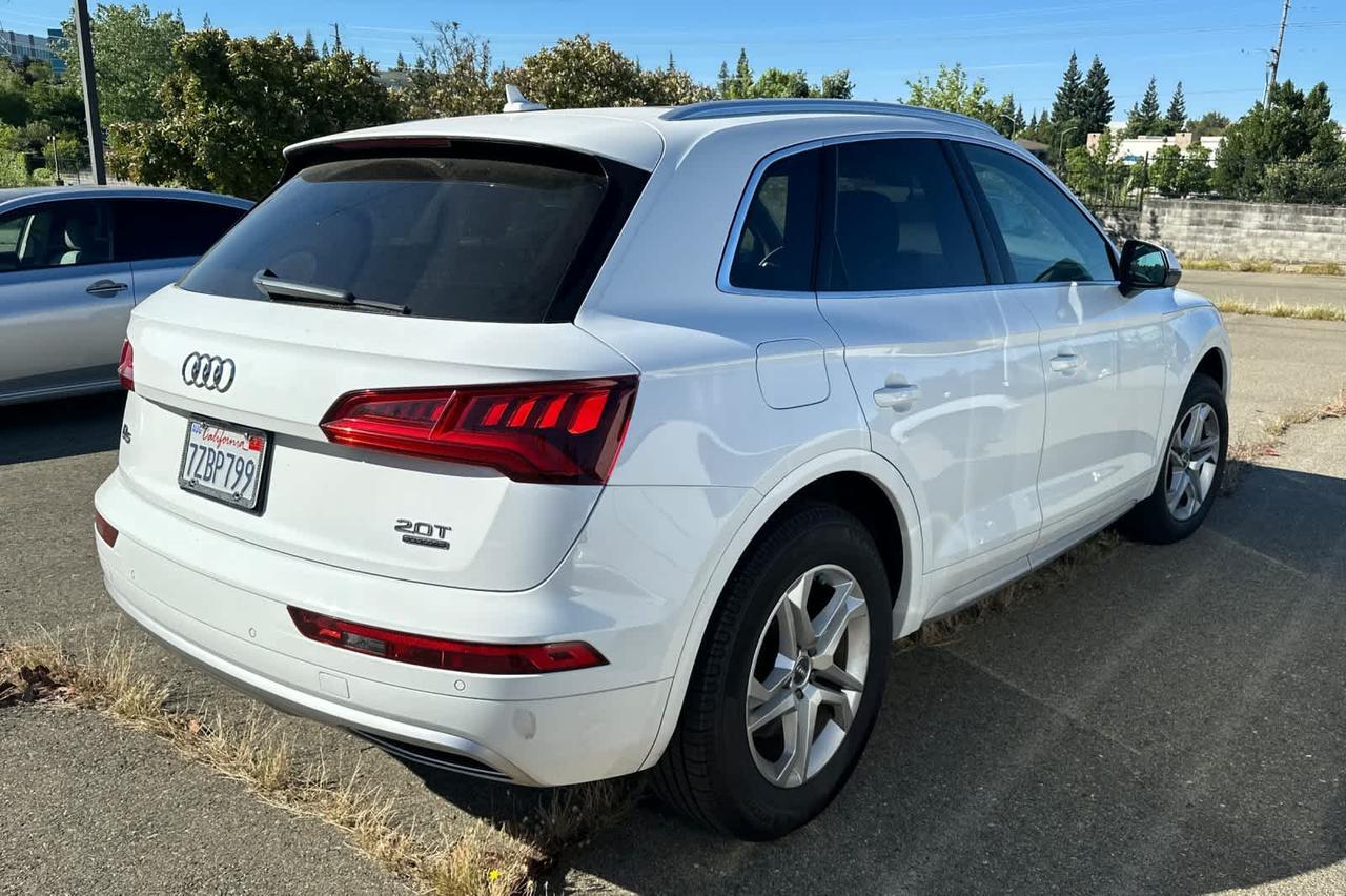 2018 Audi Q5 Premium Plus