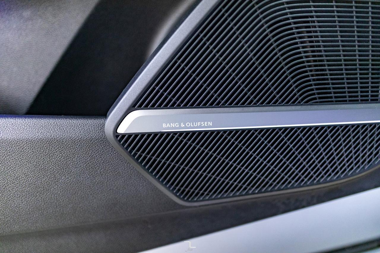 2018 Audi Q5 Quattro Technik S-Line Leather Roof Nav BCam Red Deer AB