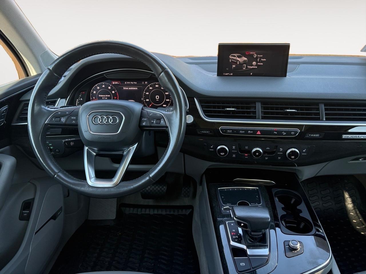 2018 Audi Q7 Premium Plus, PANORAMIC MOONROOF, POWER LIFTGATE, HEATED STEERING WHEEL & SEATS, LANE KEEP ASSIST, BLIND SPOT ALERT, AUTO START/STOP, 360 BACKUP CAMERA, LOW MILEAGE, CLEAN CARFAX, DRIVE IN LUXURY!