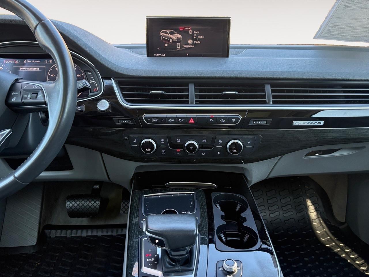 2018 Audi Q7 Premium Plus, PANORAMIC MOONROOF, POWER LIFTGATE, HEATED STEERING WHEEL & SEATS, LANE KEEP ASSIST, BLIND SPOT ALERT, AUTO START/STOP, 360 BACKUP CAMERA, LOW MILEAGE, CLEAN CARFAX, DRIVE IN LUXURY! Virginia Beach VA