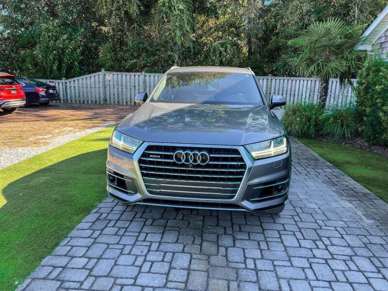 2018 Audi Q7 Premium Plus
