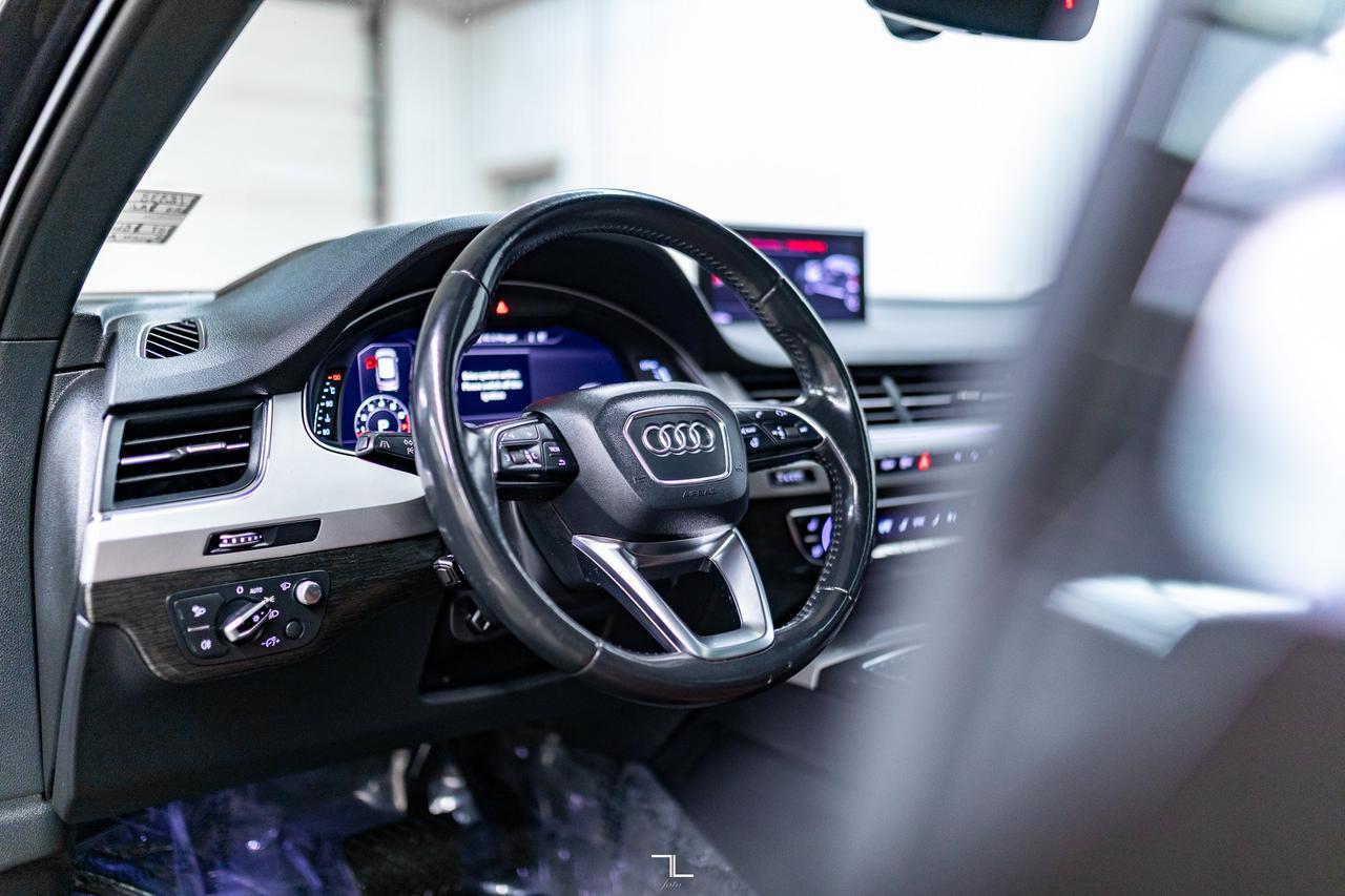 2018 Audi Q7 Quattro Progressiv Leather Roof Nav BCam Red Deer AB