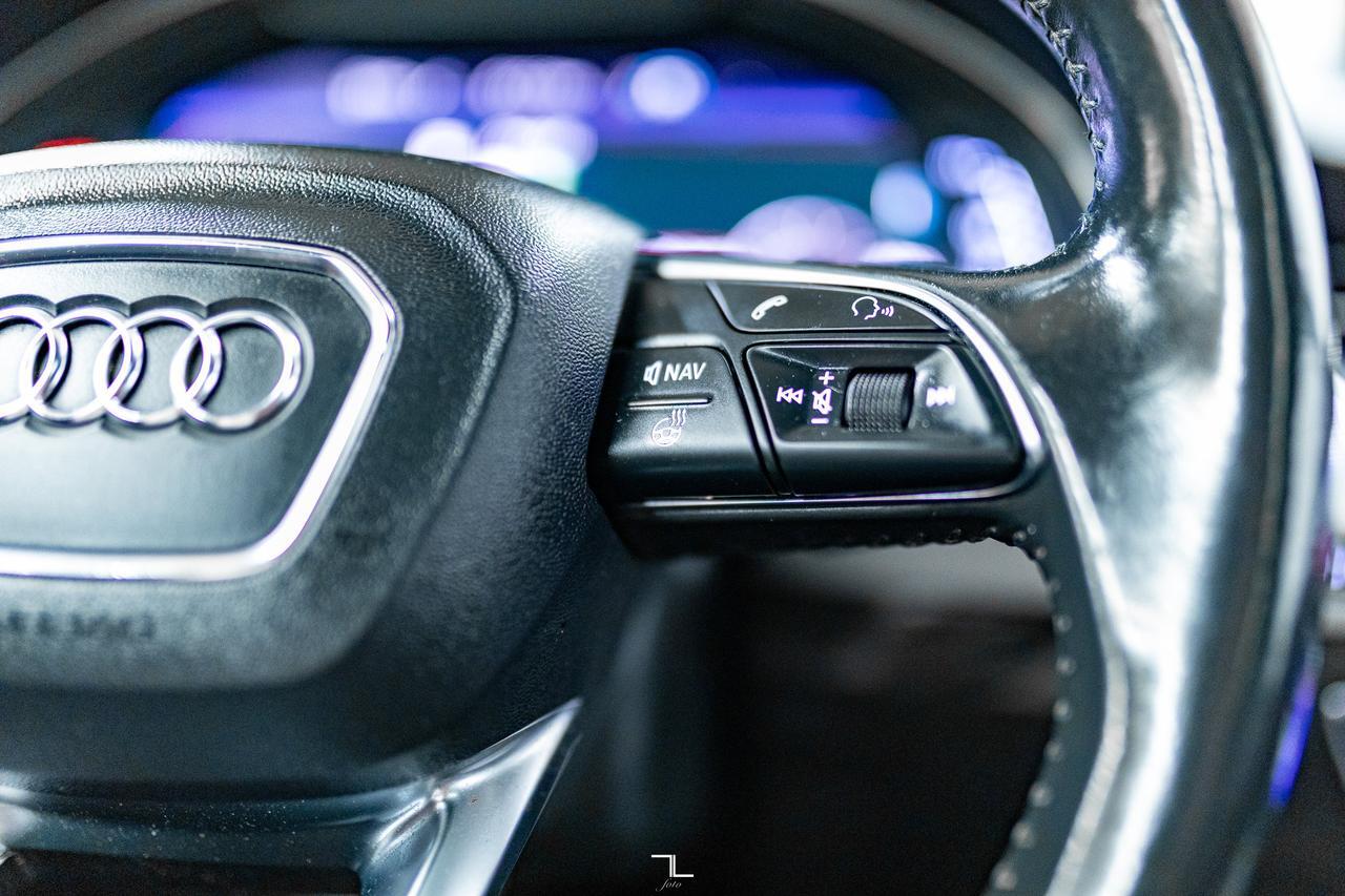 2018 Audi Q7 Quattro Progressiv Leather Roof Nav BCam Red Deer AB