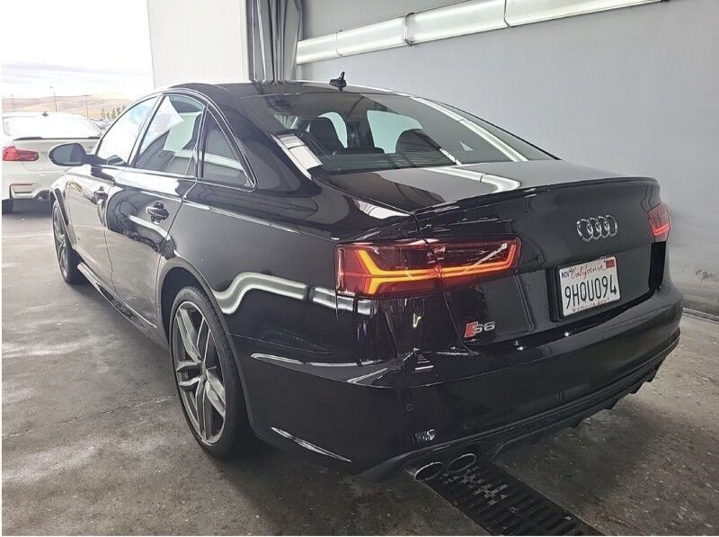 2018 Audi S6 Premium Plus
