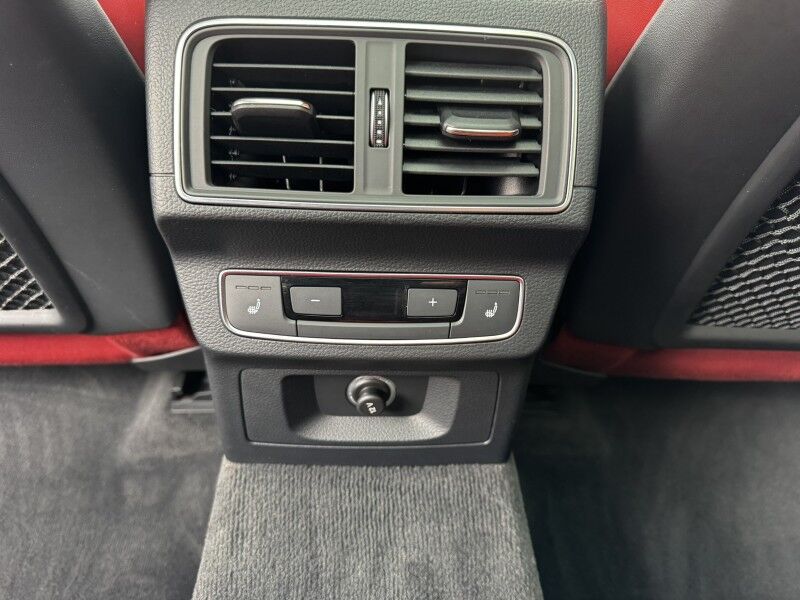 2018 Audi SQ5 Prestige Willow Grove PA