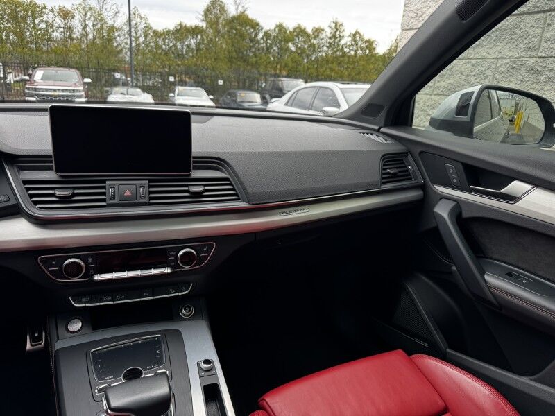 2018 Audi SQ5 Prestige Willow Grove PA