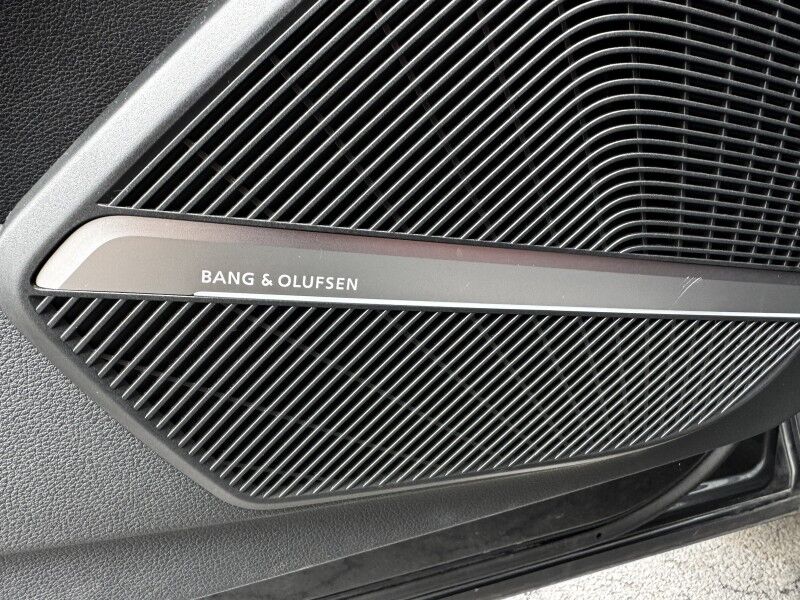 2018 Audi SQ5 Prestige Willow Grove PA