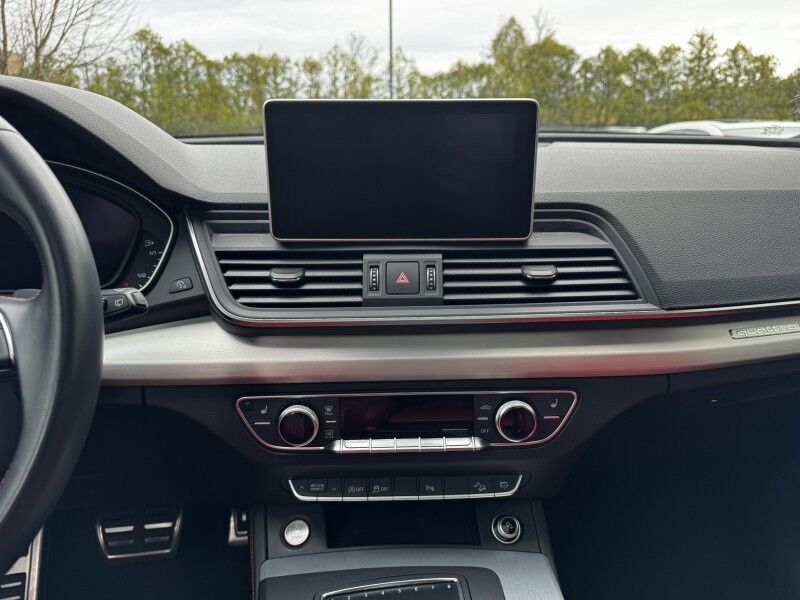 2018 Audi SQ5 Prestige Willow Grove PA