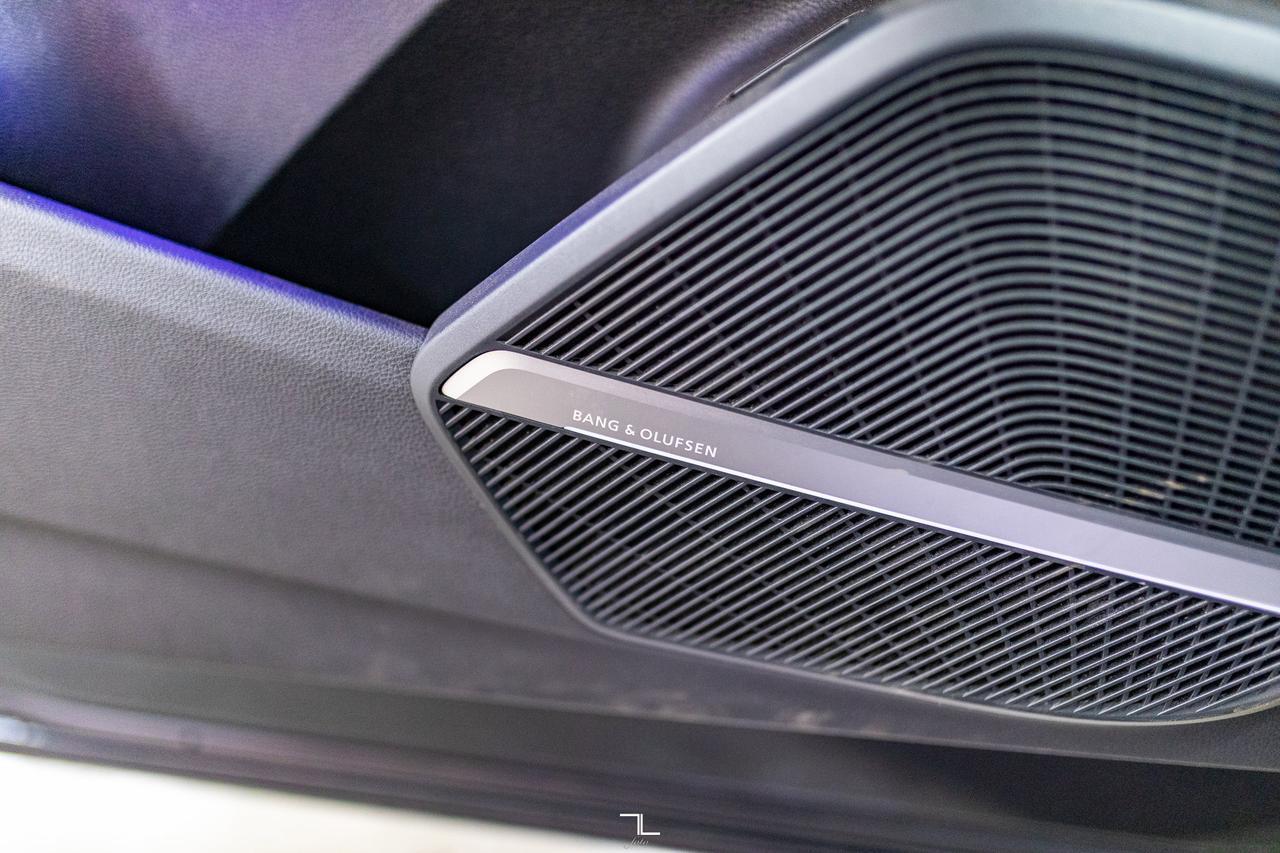 2018 Audi SQ5 Quattro Technik Leather Roof Nav BCam Red Deer AB