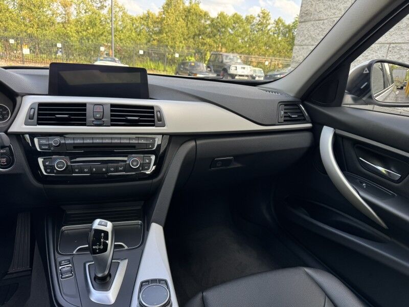 2018 BMW 3 Series 320i xDrive Willow Grove PA