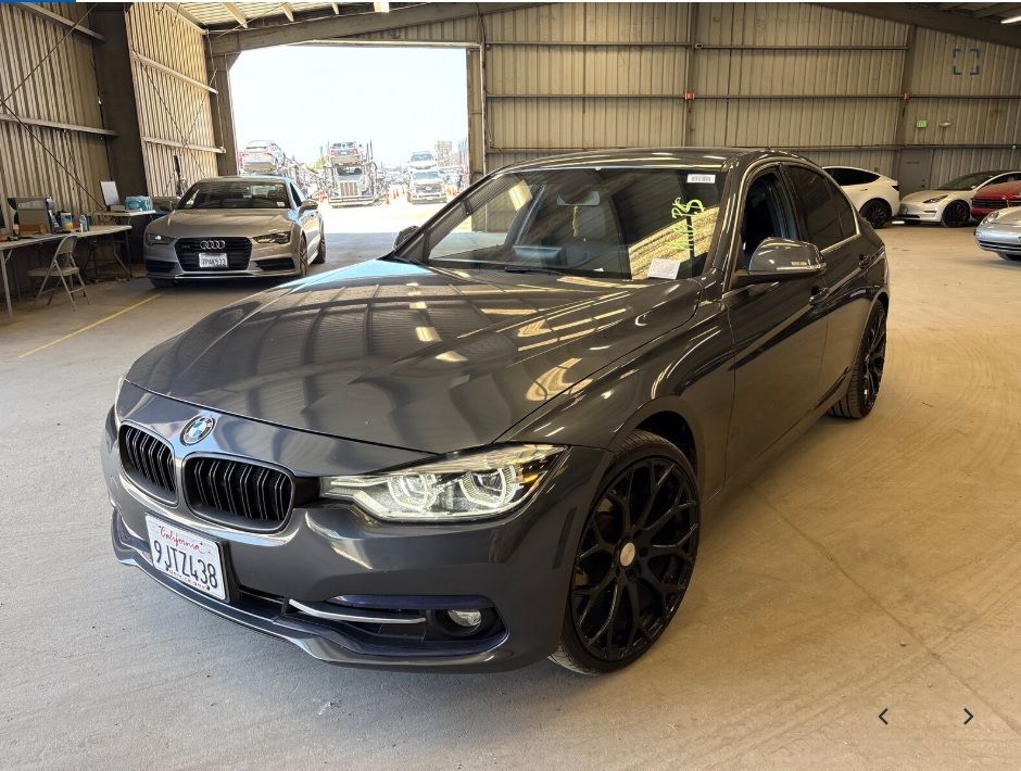 2018 BMW 3 Series 330i