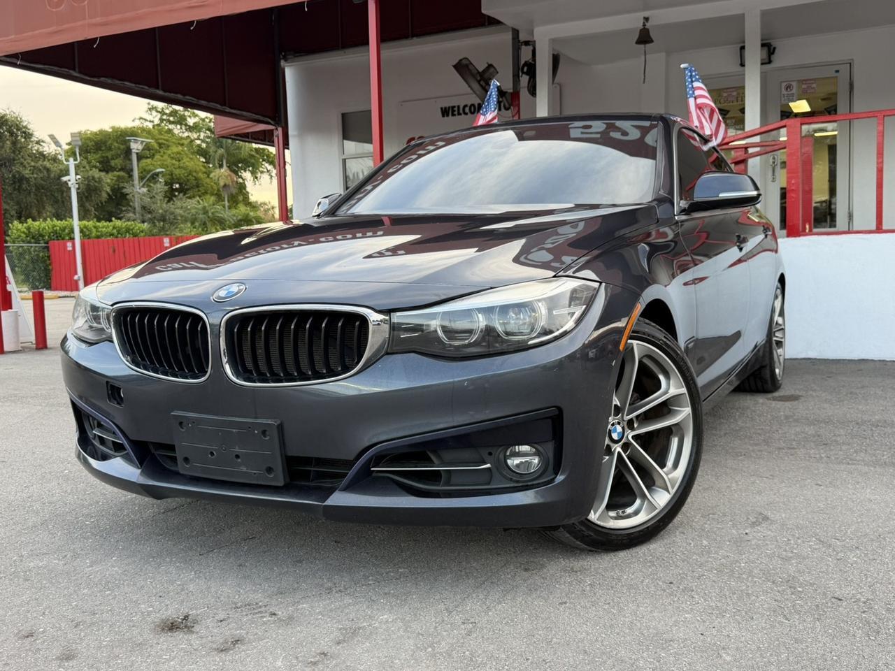 2018 BMW 3 Series 330i xDrive