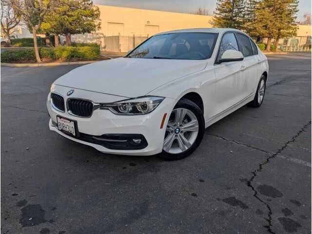 2018 BMW 3 Series 330i xDrive