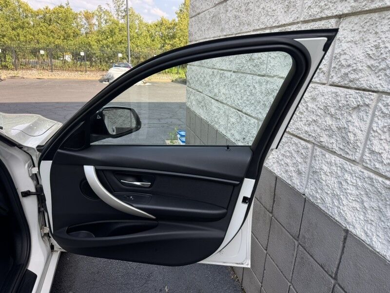 2018 BMW 320i xDrive Willow Grove PA