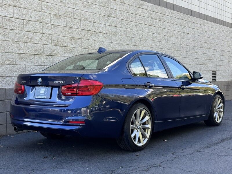 2018 BMW 320i xDrive