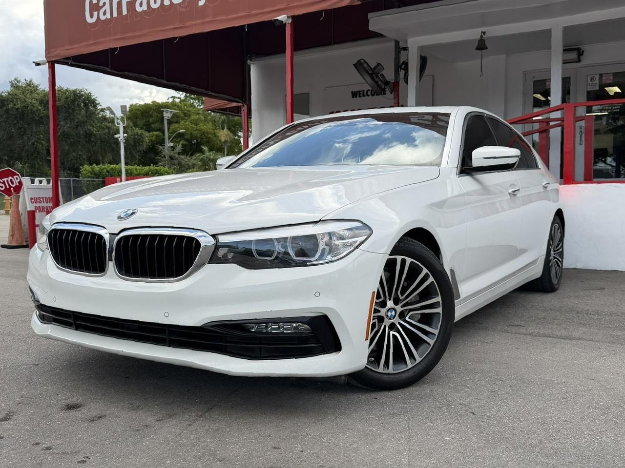 2018 BMW 5 Series 530i