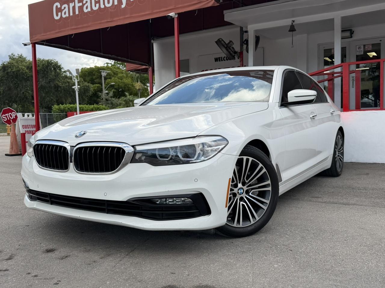 2018 BMW 5 Series 530i