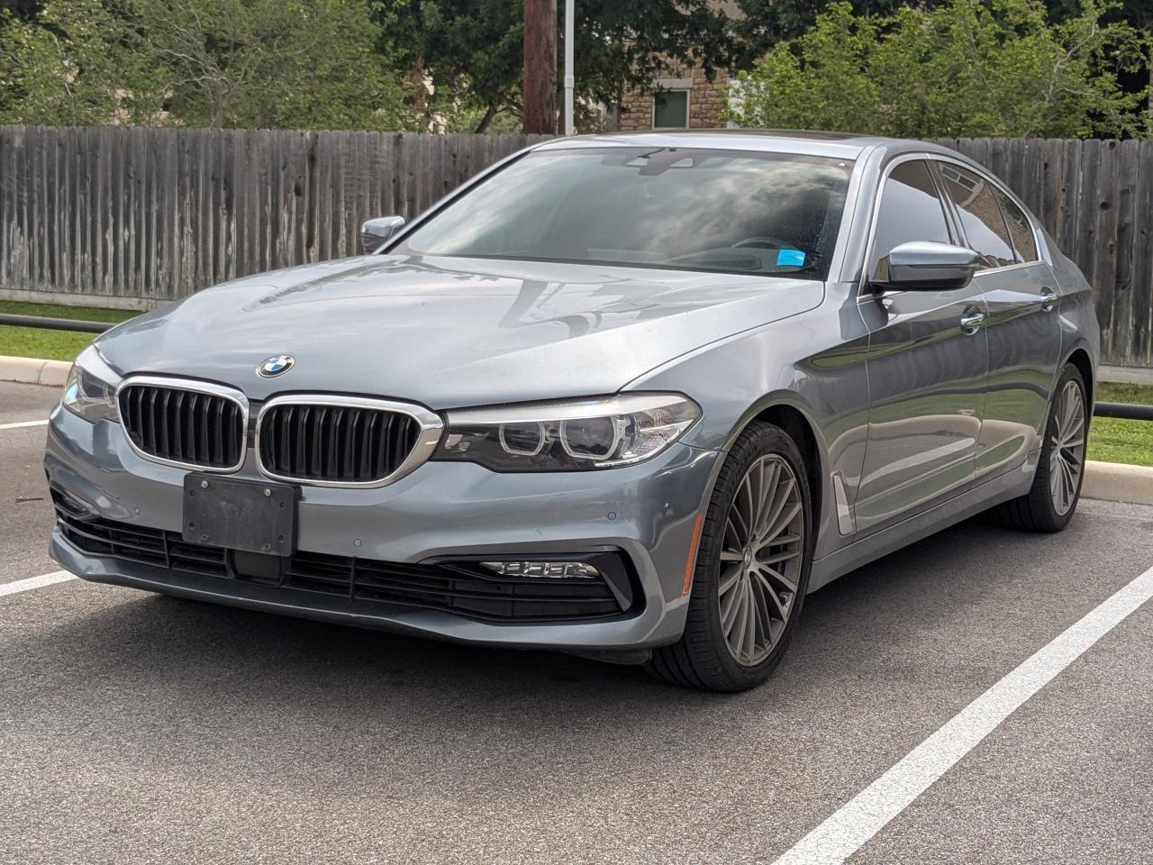 2018 BMW 5 Series 530i
