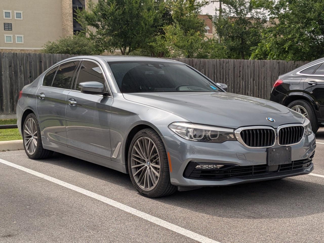 2018 BMW 5 Series 530i