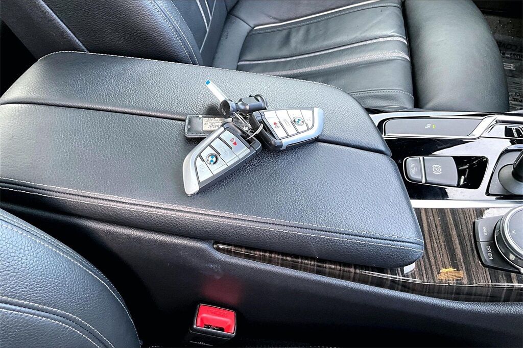 2018 BMW 5 Series 530i xDrive OR