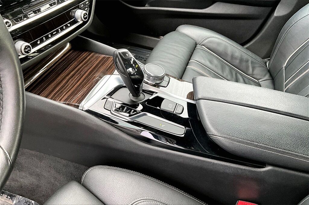 2018 BMW 5 Series 530i xDrive OR