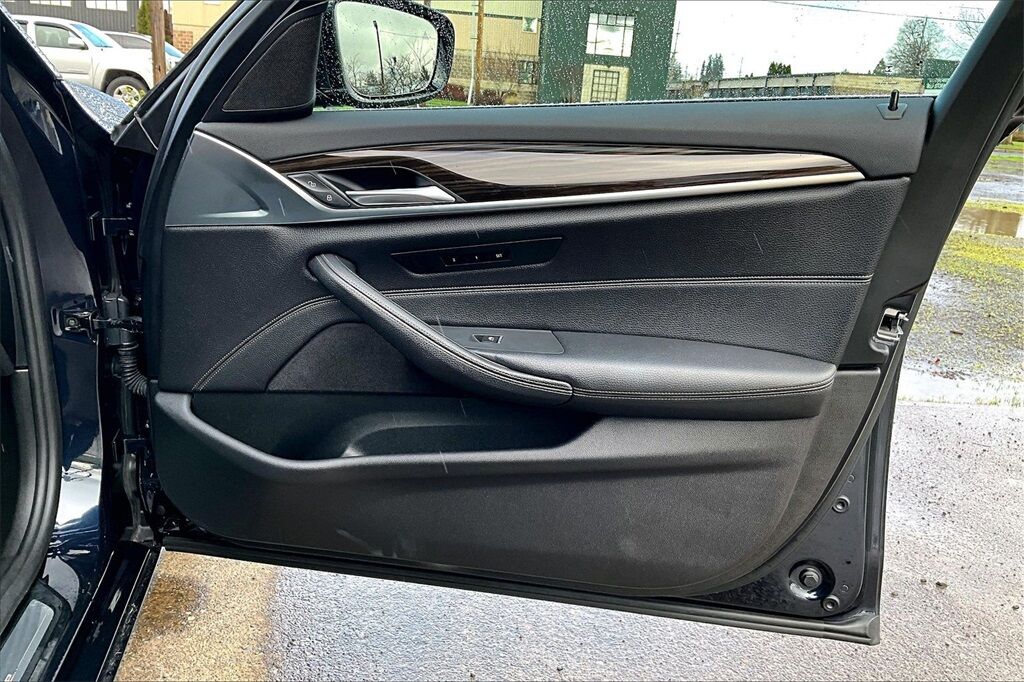 2018 BMW 5 Series 530i xDrive OR