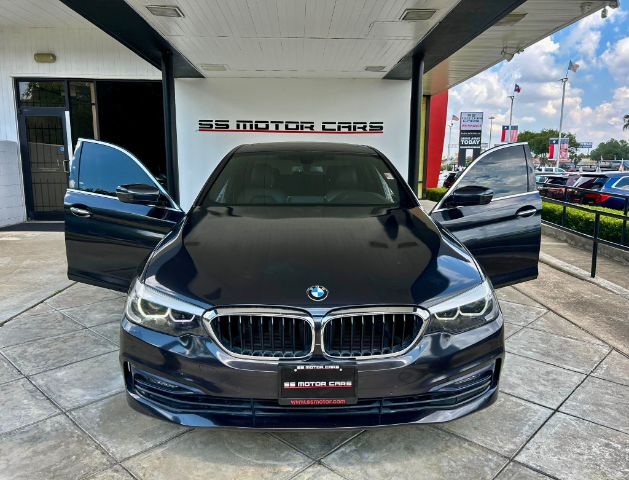 2018 BMW 5-Series 530i xDrive Houston TX