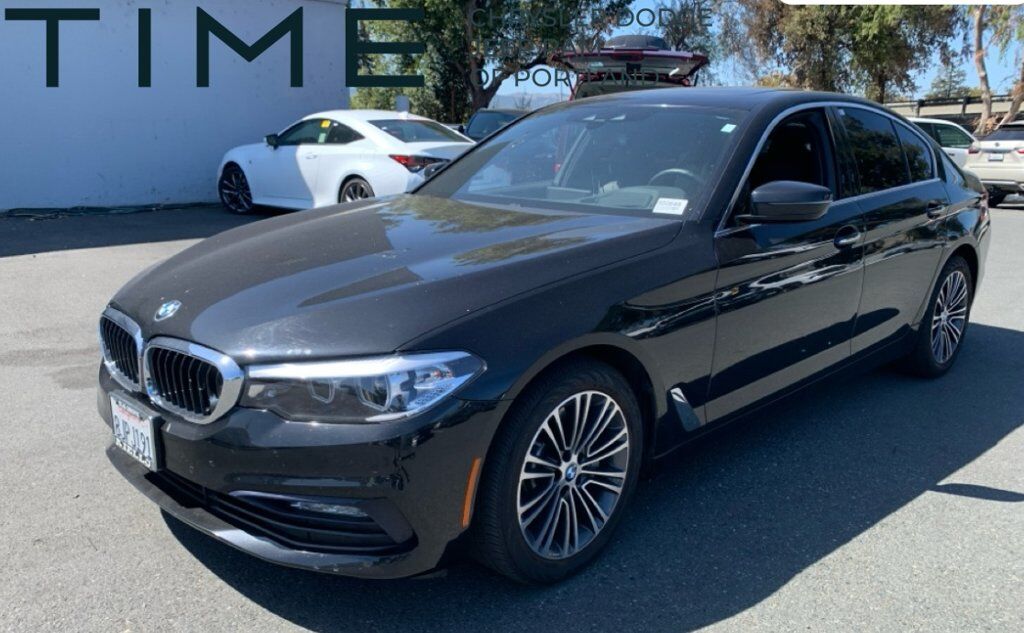 2018 BMW 5 Series 540i