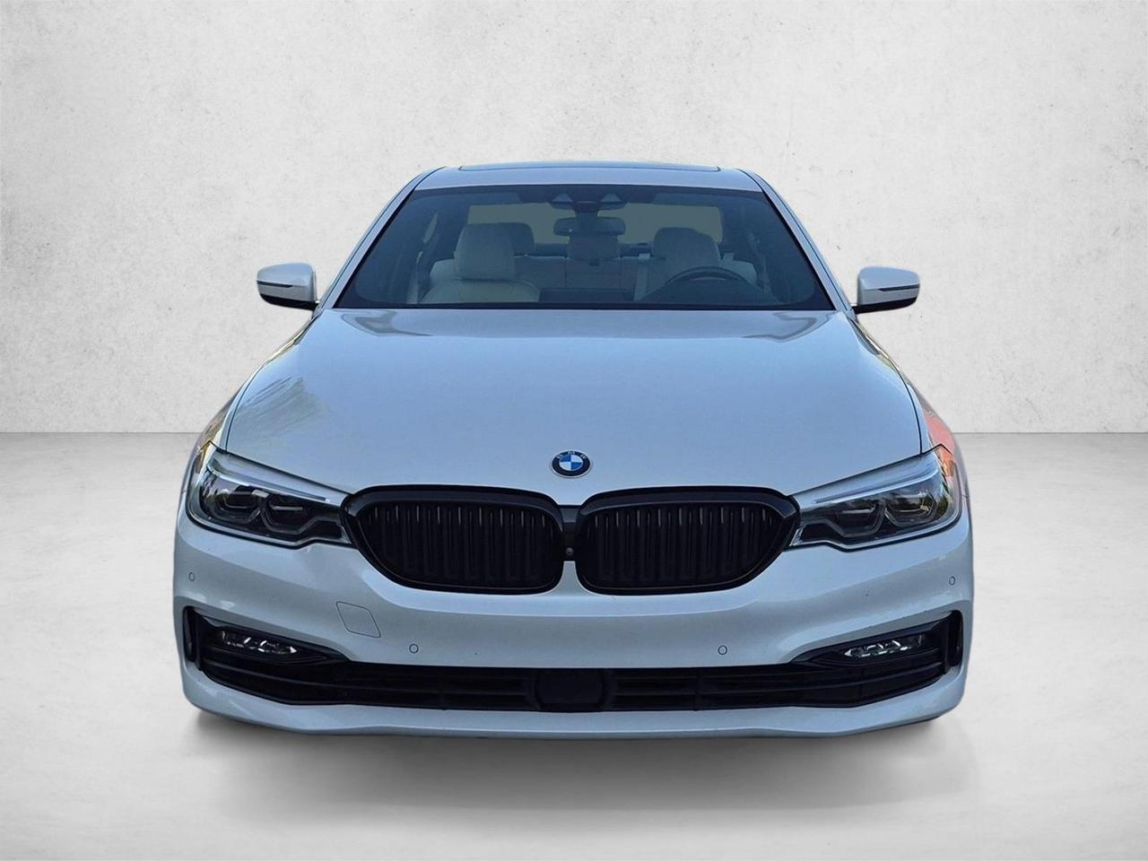 2018 BMW 5 Series 540i