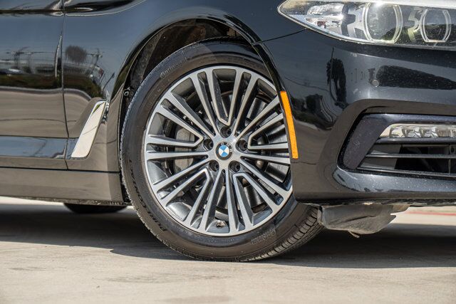 2018 BMW 5 Series 540i  Selma TX