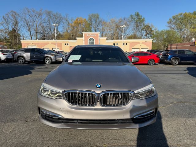 2018 BMW 530i xDrive LUXURY LINE