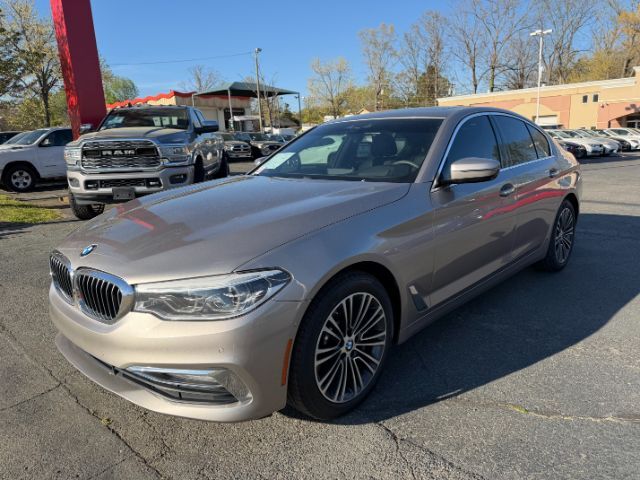 2018 BMW 530i xDrive LUXURY LINE