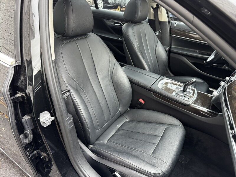 2018 BMW 7 Series 740i xDrive Willow Grove PA