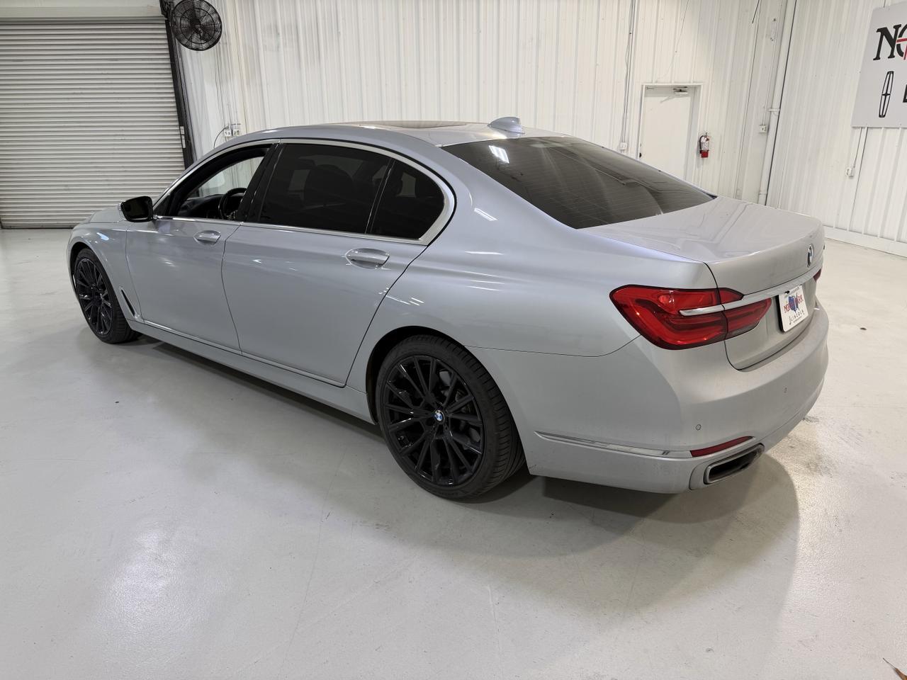2018 BMW 7 Series 750i