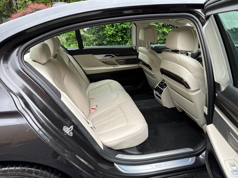 2018 BMW 7 Series 750i xDrive AWD w/ Executive Package Arlington VA
