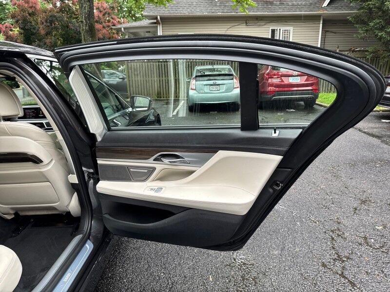 2018 BMW 7 Series 750i xDrive AWD w/ Executive Package Arlington VA