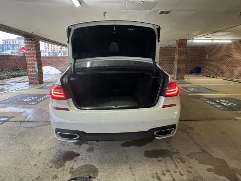 2018 BMW 7 Series 750i xDrive AWD w/ M Sport Package Arlington VA